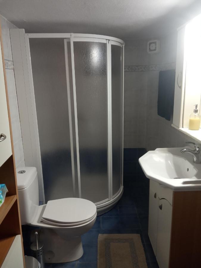 Isavrou Apartment Komotiní Luaran gambar