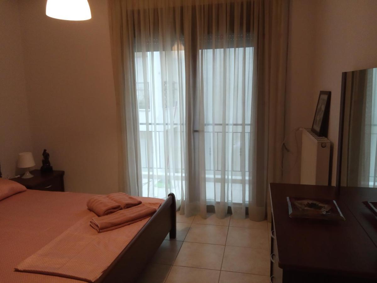 Isavrou Apartment Komotiní Luaran gambar