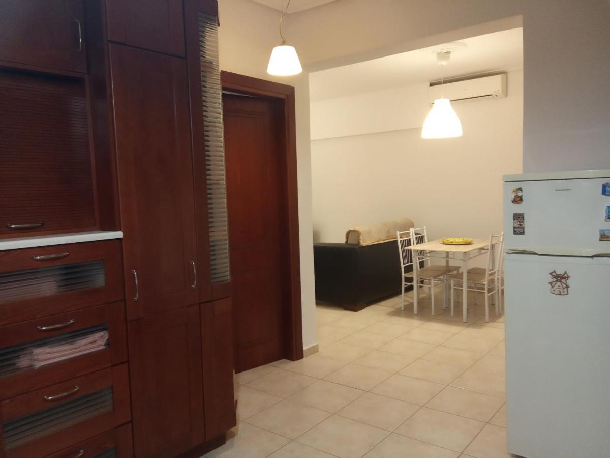 Isavrou Apartment Komotiní Luaran gambar