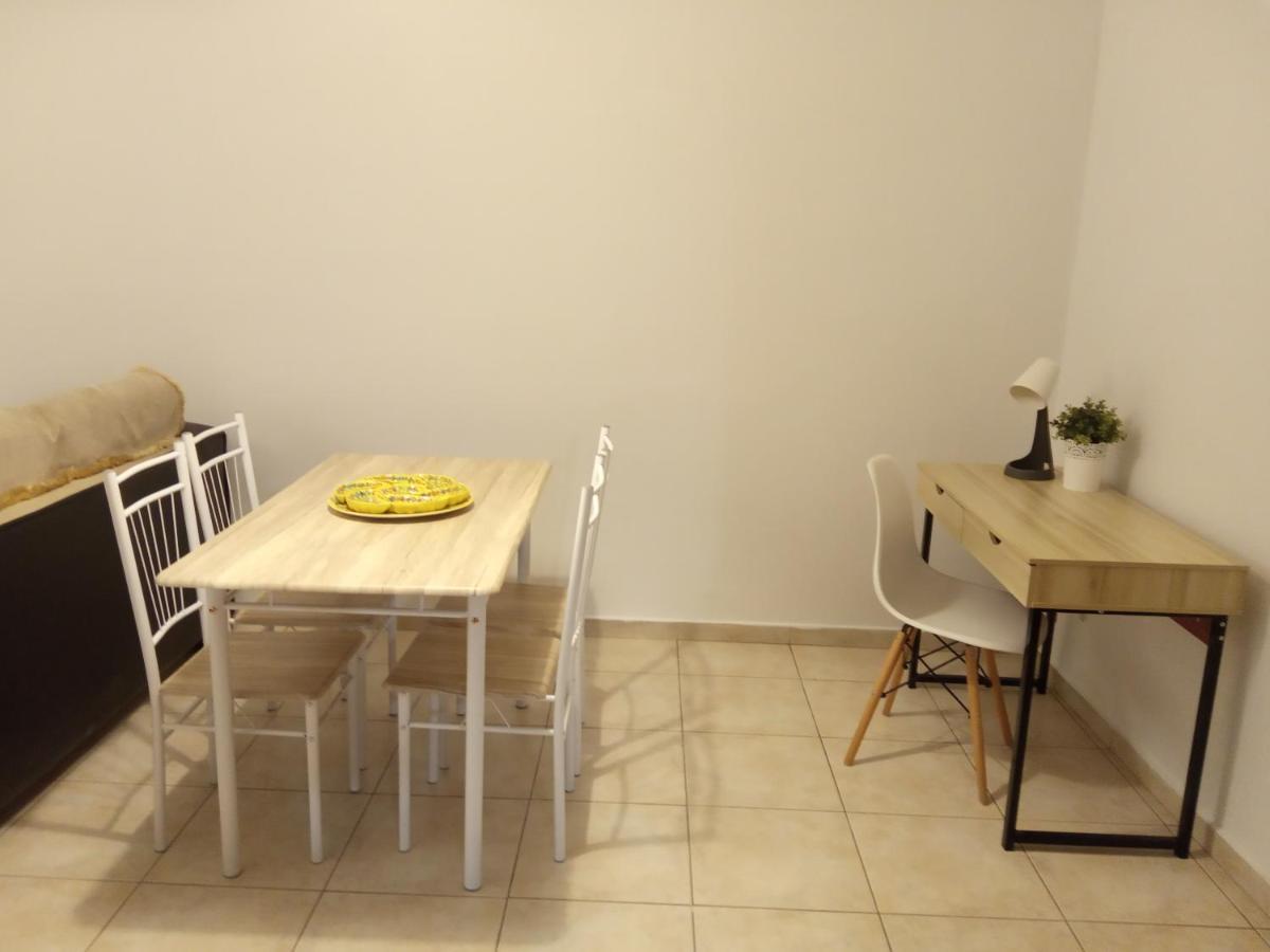 Isavrou Apartment Komotiní Luaran gambar